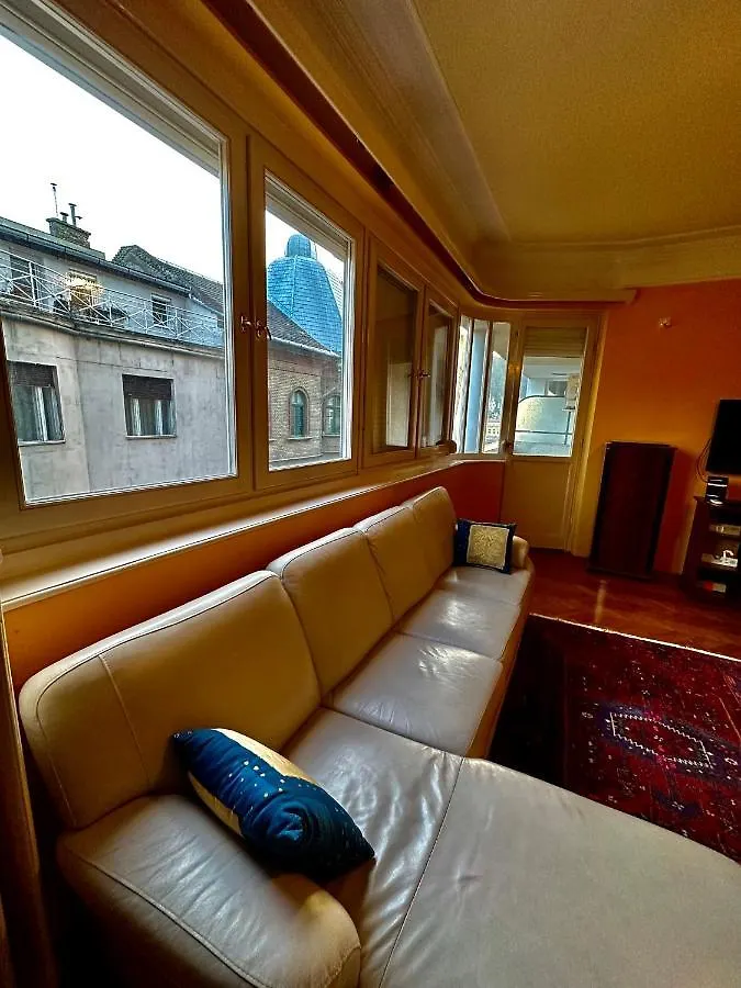 Aparthotel Panorama Apartment With Danube View Budapest