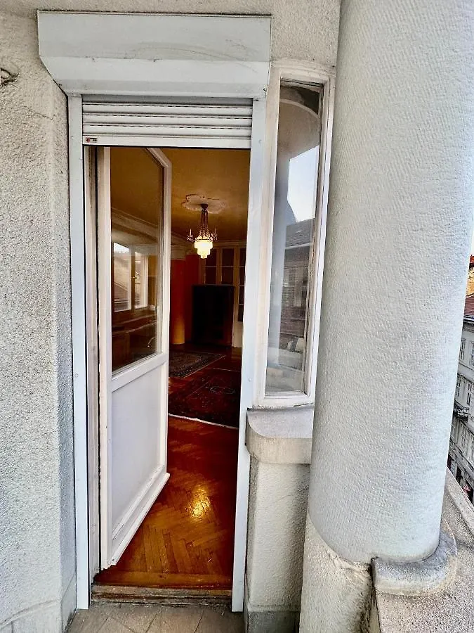 Aparthotel Panorama Apartment With Danube View Budapest