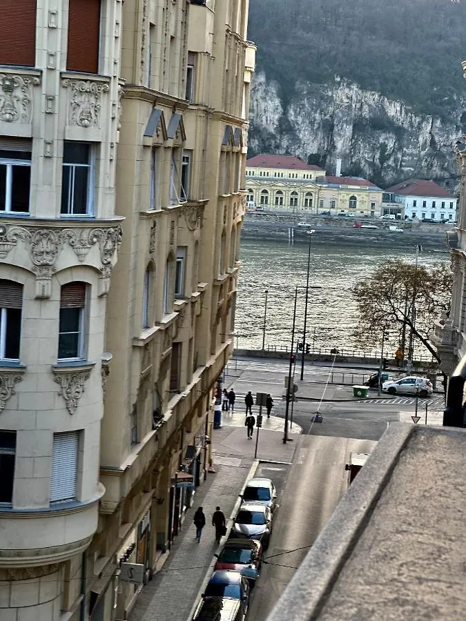Panorama Apartment With Danube View Budapest 0*,