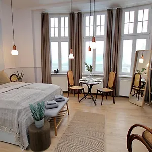 Apartmanhotel Classy Deák Square