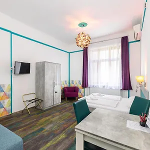 3* Aparthotel Amber Terrace Downtown