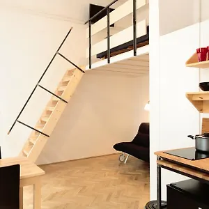 4* Aparthotel Maverick